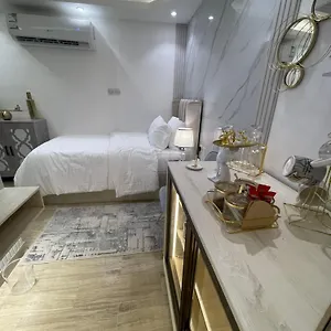 احجز هنا